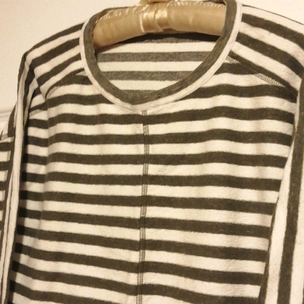 - Soft lightweight top, long sleeves
